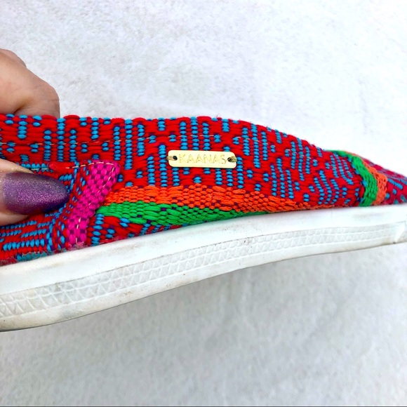 Kaanas Shoes Slip Ons Woven Sz.35 Big Girls 3 1/2 - Picture 3 of 10
